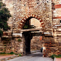 Pege Gate